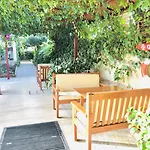 十大公寓酒店 4*