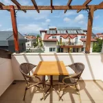 Aparthotel Ten Apart Hotel 4*