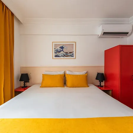 Ten Apart Hotel