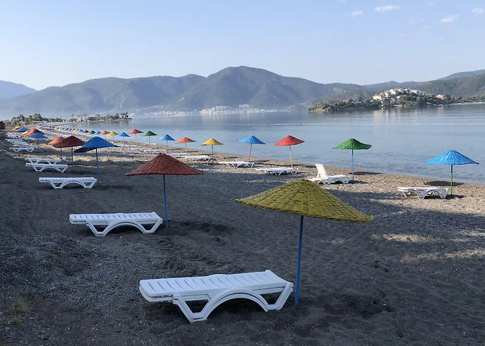 Ten Apart Hotel 4*