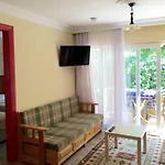 Apart-hotel Ten Apart Hotel 4*