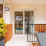 Aparthotel Ten Apart Hotel