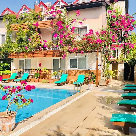 Ten Apart Hotel