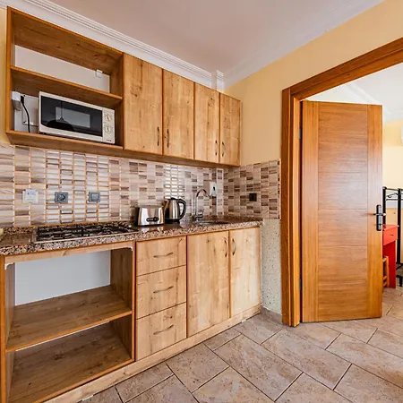 Aparthotel Ten Apart Hotel 3*