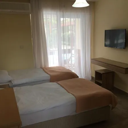 Ten Apart Hotel Aparthotel 4*