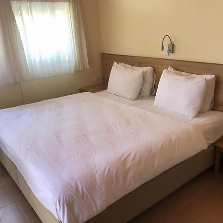 Ten Apart Hotel Aparthotel