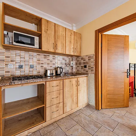 Aparthotel Ten Apart Hotel 4*