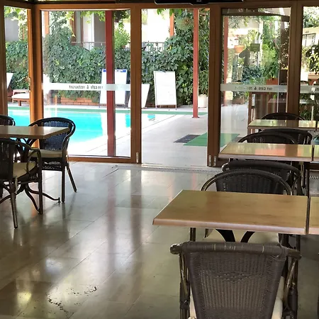 Aparthotel Ten Apart Hotel 3*