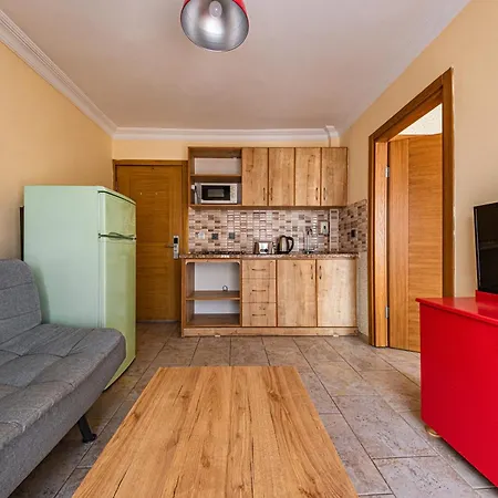 Aparthotel Ten Apart Hotel